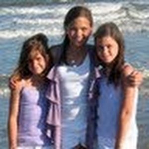 Meet your Posher, Maeve